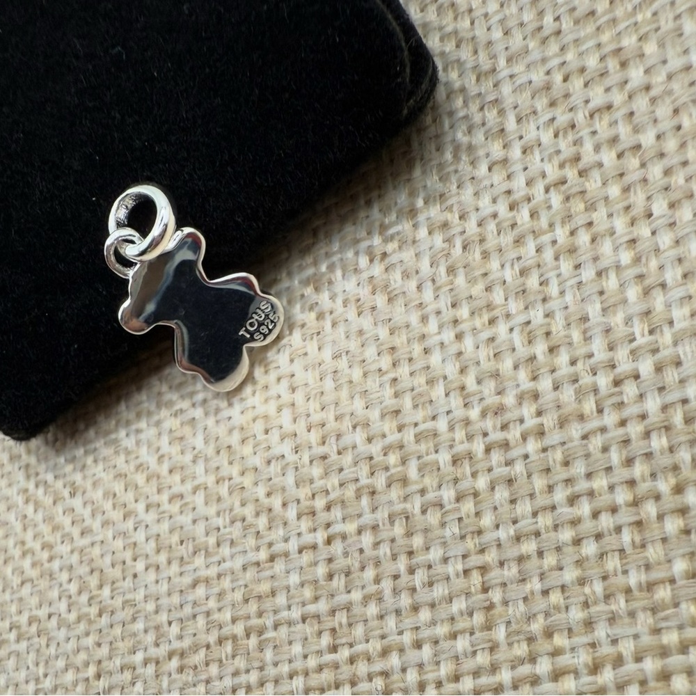 Small Silver Bear Pendant 925 12MM - 1.2CM - Picture 3 of 3